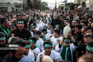 محرم آمد؛ جوانان به میدان عشق و حماسه حسینی بازگشتند